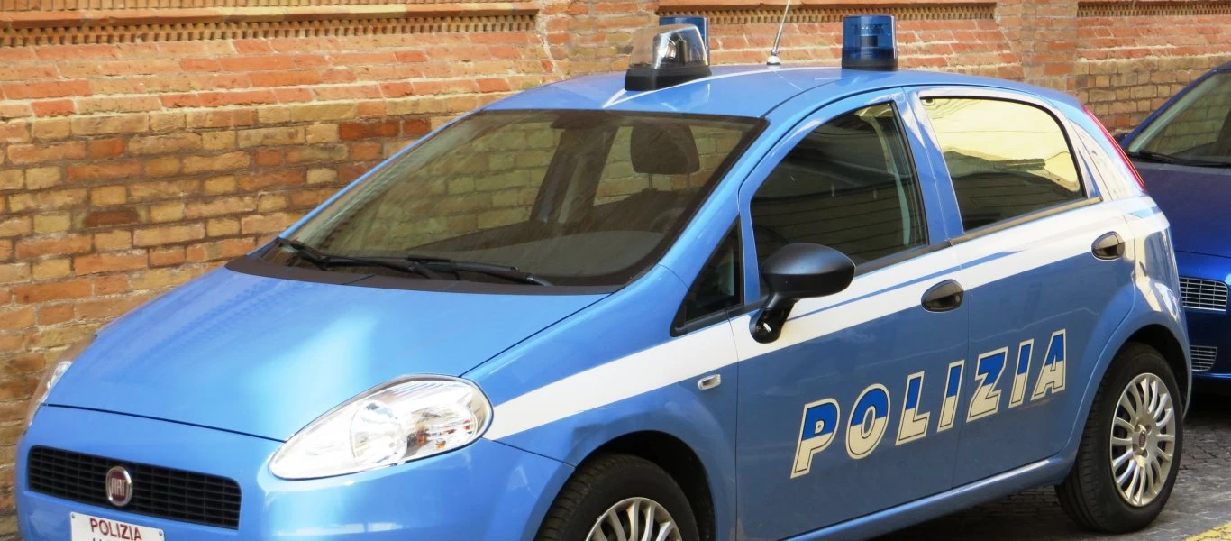 Νάπολη: Συμμορία 6 ατόμων έκλεψε μηχανάκι ντελιβερά και ποδοσφαιριστής του έδωσε 2.500 ευρώ για να πάρει άλλο (βίντεο)